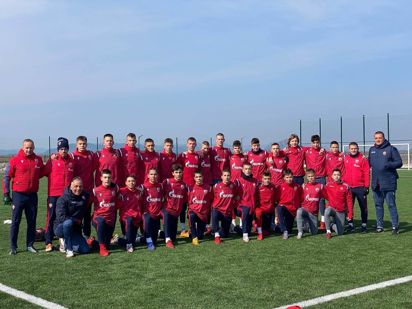 80 mladih fudbalera iz pogona škole FK 